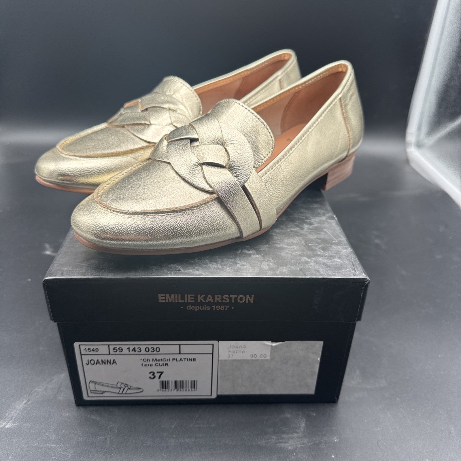 % Emilie Karston 37 Leder % 